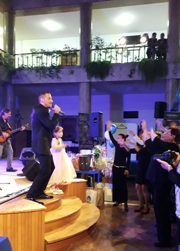 Vastag Csaba lázba hozta a gála közönségét