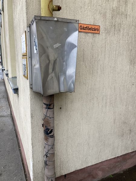 vasútállomás, NO COMMENT – 2022, Veszprém, vasútállomás