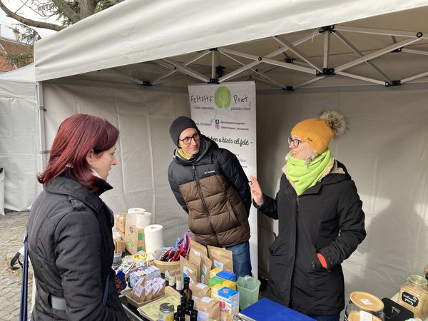 piac, PIAC – Színek, kincsek, hangulatok