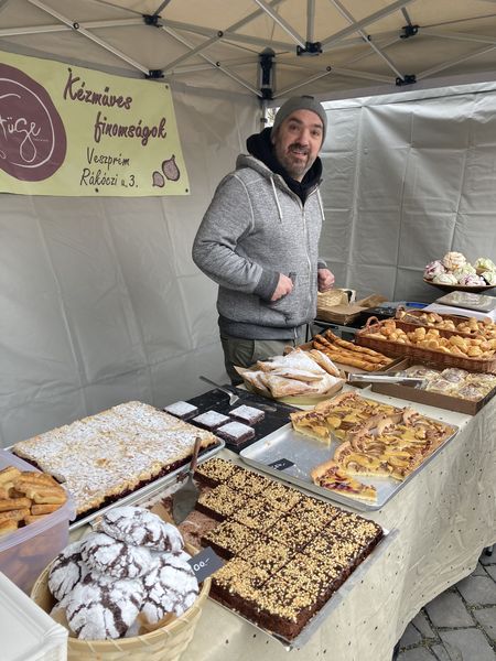 piac, PIAC – Színek, kincsek, hangulatok