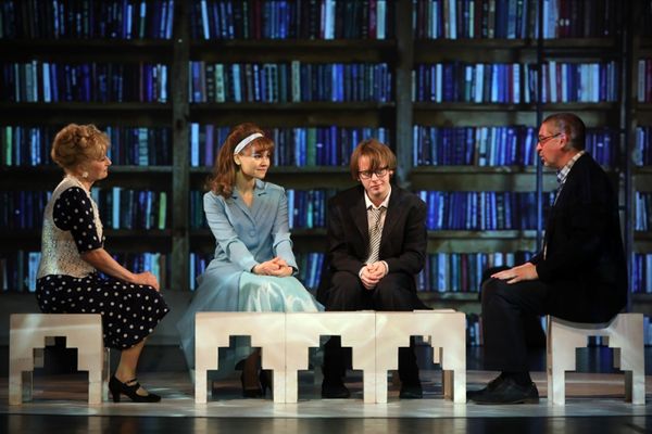 mindenség elmélete, KRITIKA – A mindenség elmélete