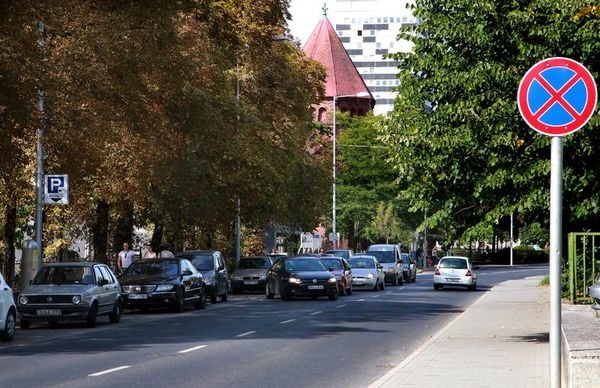 parkolás, PARKOLÁS – Több helyen drágábban