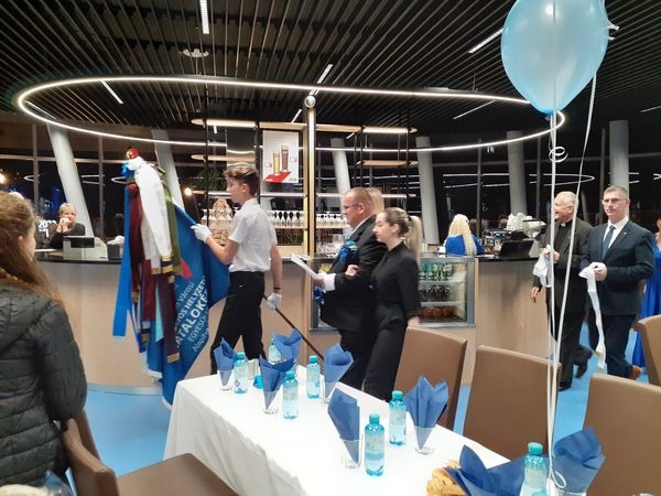 jótékonysági bál, VVHHFE – Sikeres jótékonysági bál