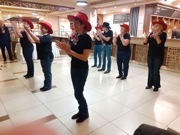 jótékonysági bál, VVHHFE – Sikeres jótékonysági bál