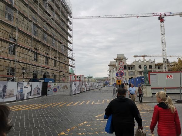 Budavári Palotanegyed, BUDAVÁRI PALOTANEGYED: Újjászületőben az úri Magyarország