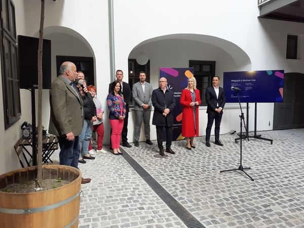 Ruttner-ház, RUTTNER-HÁZ – Csodát varázsolt a csodából