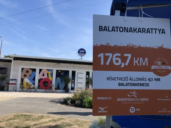 Ultrabalaton, ULTRABALATON – Veszprémi örömfutók: Vigyázz, kész, rajt!