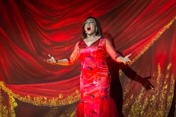 Rost Andrea, ROST ANDREA – Katarzis a Hangvillában