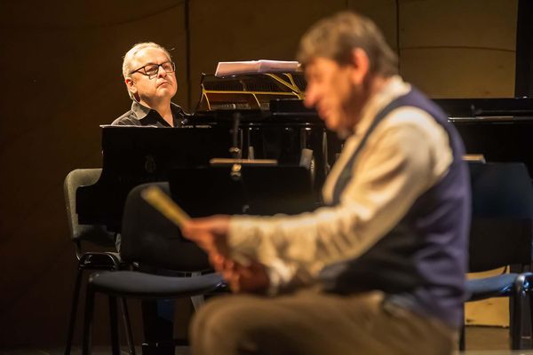 Rost Andrea, ROST ANDREA – Katarzis a Hangvillában