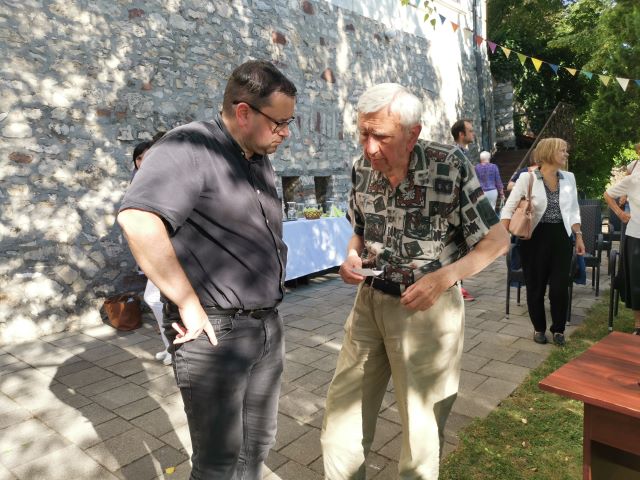 Kiss László, TUDOMÁNY – Kiss László csillagász a végiggondolhatatlanról