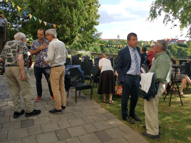 Kiss László, TUDOMÁNY – Kiss László csillagász a végiggondolhatatlanról