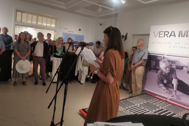 Vera, VERA MOLNÁR FÜREDEN – Rend és káosz mezsgyéjén