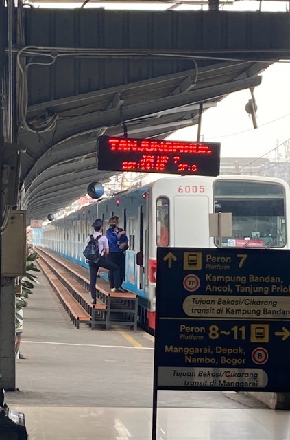 vasútállomás, SZUBJEKTÍV – Vasútállomás Európa Kulturális Fővárosában