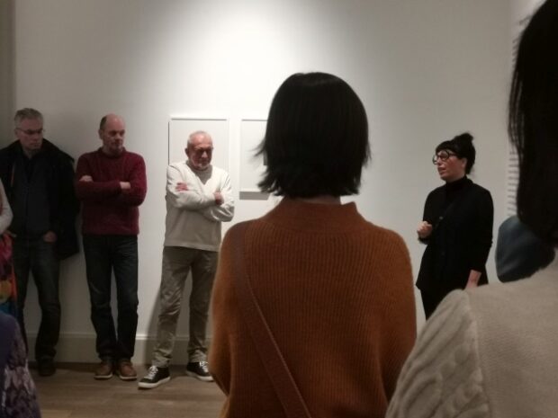 Maurer Dóra, FINISSZÁZS: Maurer Dóra a fekete-fehértől a „színek kútjáig”