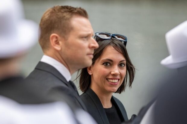 bevásároltak, BEVÁSÁROLTAK – Orbánék 11 üzletházat vettek Belgrádban