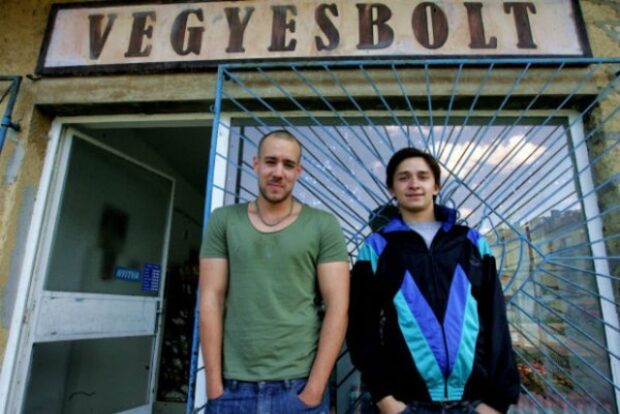 Veszettek film, VESZETTEK &#8211; Várpalotán is forgatott, baljóslatú film