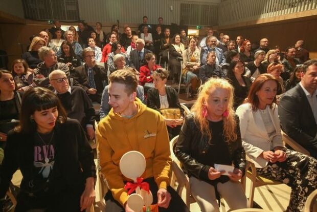 Kabóca, KABÓCA – Épületavató: történelmi pillanat