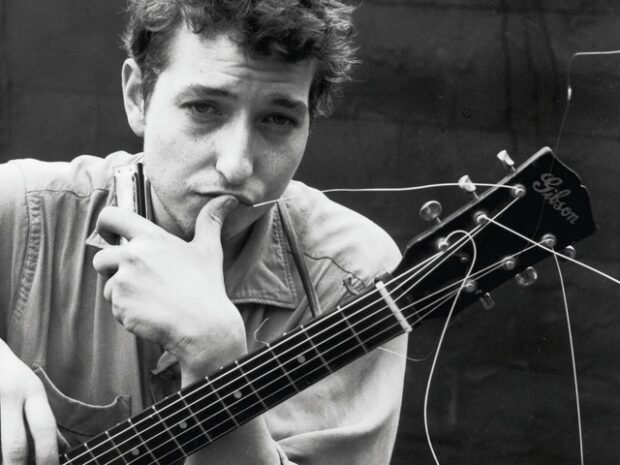 költészet napja, A KÖLTÉSZET NAPJA – Mindenki érti, ha akarja