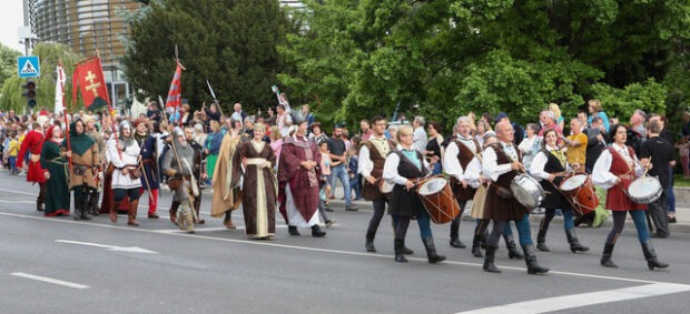 Gizella Napok, GIZELLA NAPOK – Ezeréves falak, folyamatos megújulás
