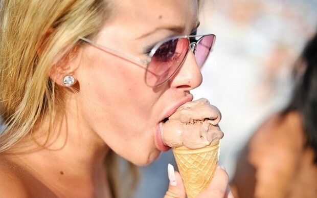 fagyi, FAGYI – Hideg nyalat, szezongyönyör, kánikulás mozdulatművészet