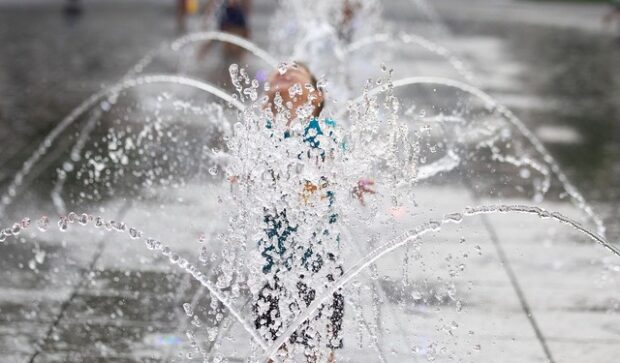 hűsöl, MEGKÉRDEZTÜK – Hogyan hűsöl a magyar 35 fokban?